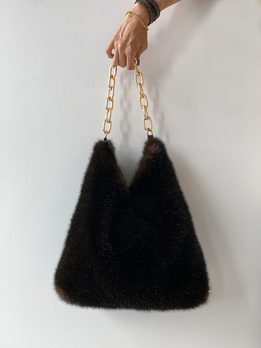 ショルダーバッグMUSE de ドゥーズィエムクラス A POINT FAKE FUR BAG ...