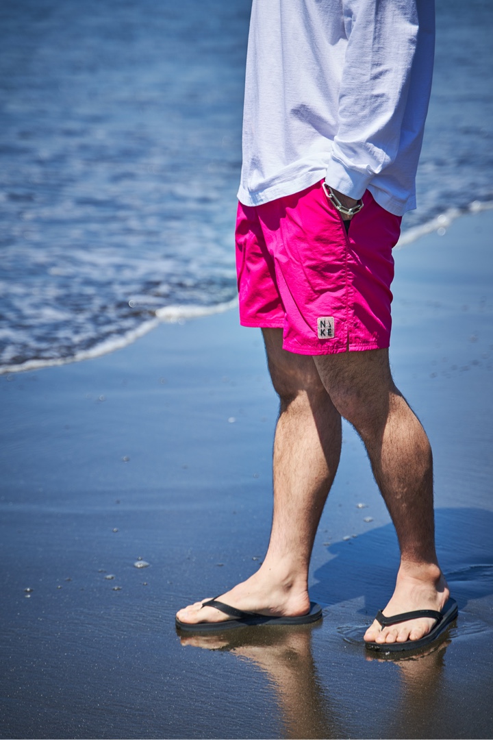 NIKE SOLID ICON VOLLEY SHORTS - 夏を彩る限定スイムショーツ