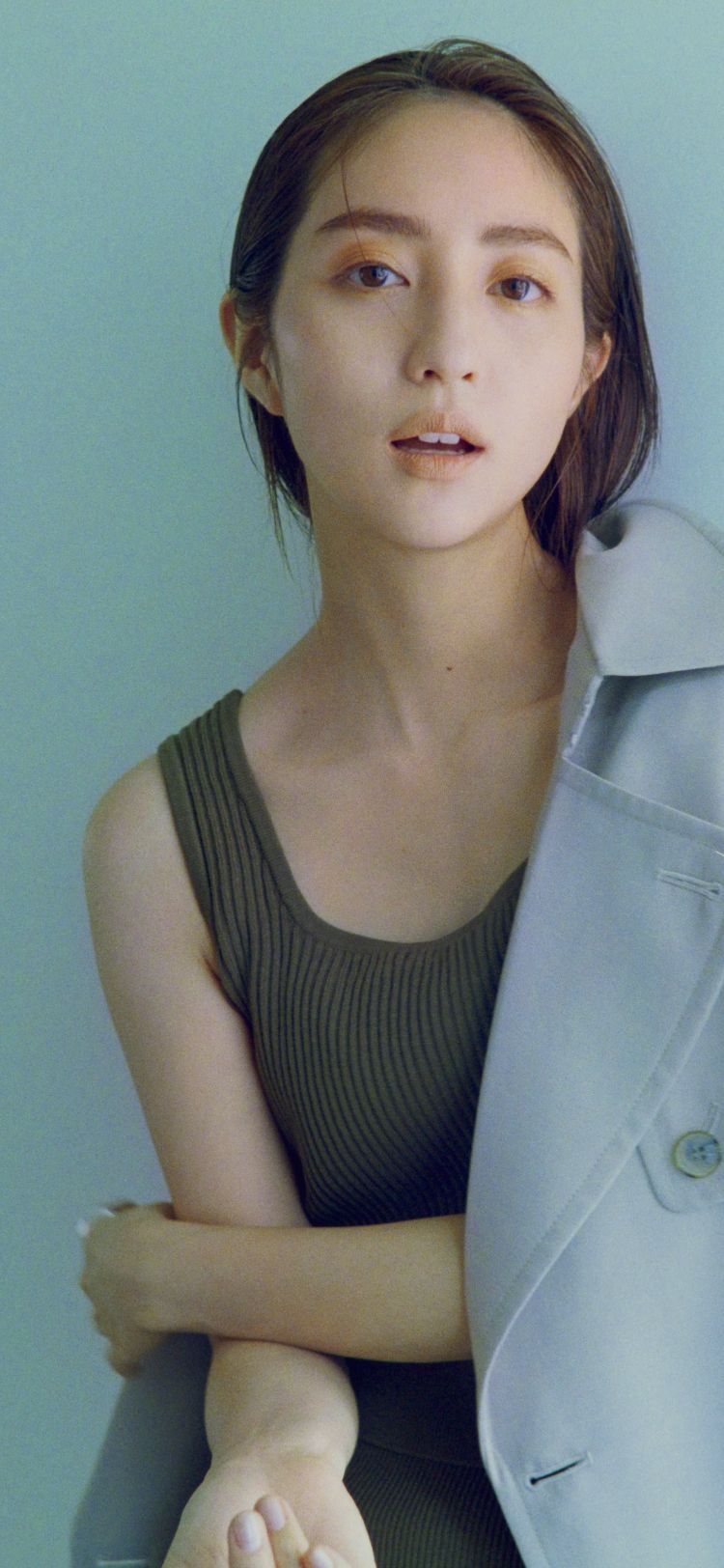 堀田茜 