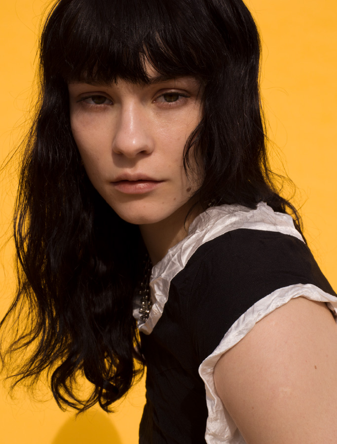 THENIME LOOK 06