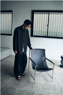 Les Foulées 10 footprints of BIRKENSTOCK for IÉNA & ÉDIFICE Upholsterer／「PLYAL」Designer Wataru Miyashita