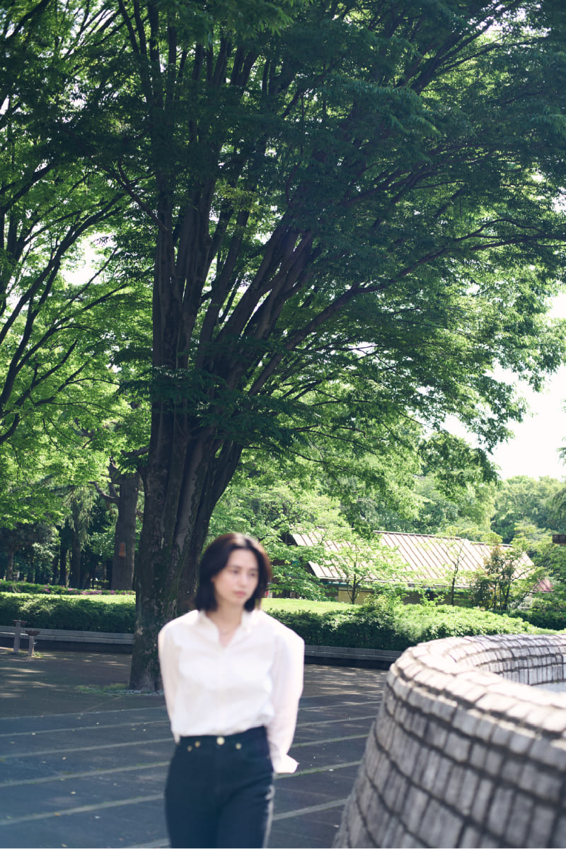 Les Foulées 10 footprints of BIRKENSTOCK for IÉNA & ÉDIFICE 三村朱里 (俳優)
