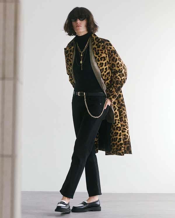 LOOK 01