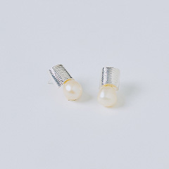 Pearl Pierced Earrings