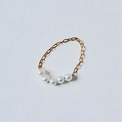 Pearl Chain Ring
